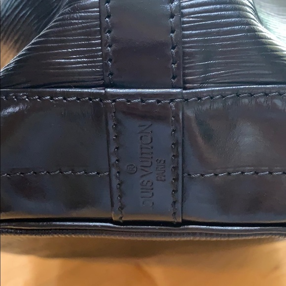 Louis Vuitton Epi Noe GM - Picture 9 of 16